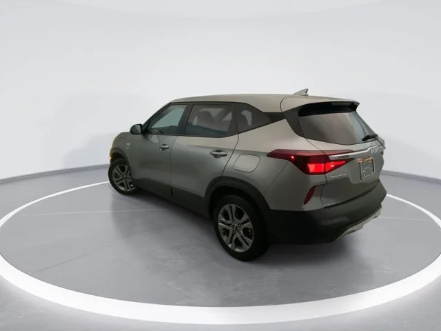 Used 2023 Gray Kia LX image 2