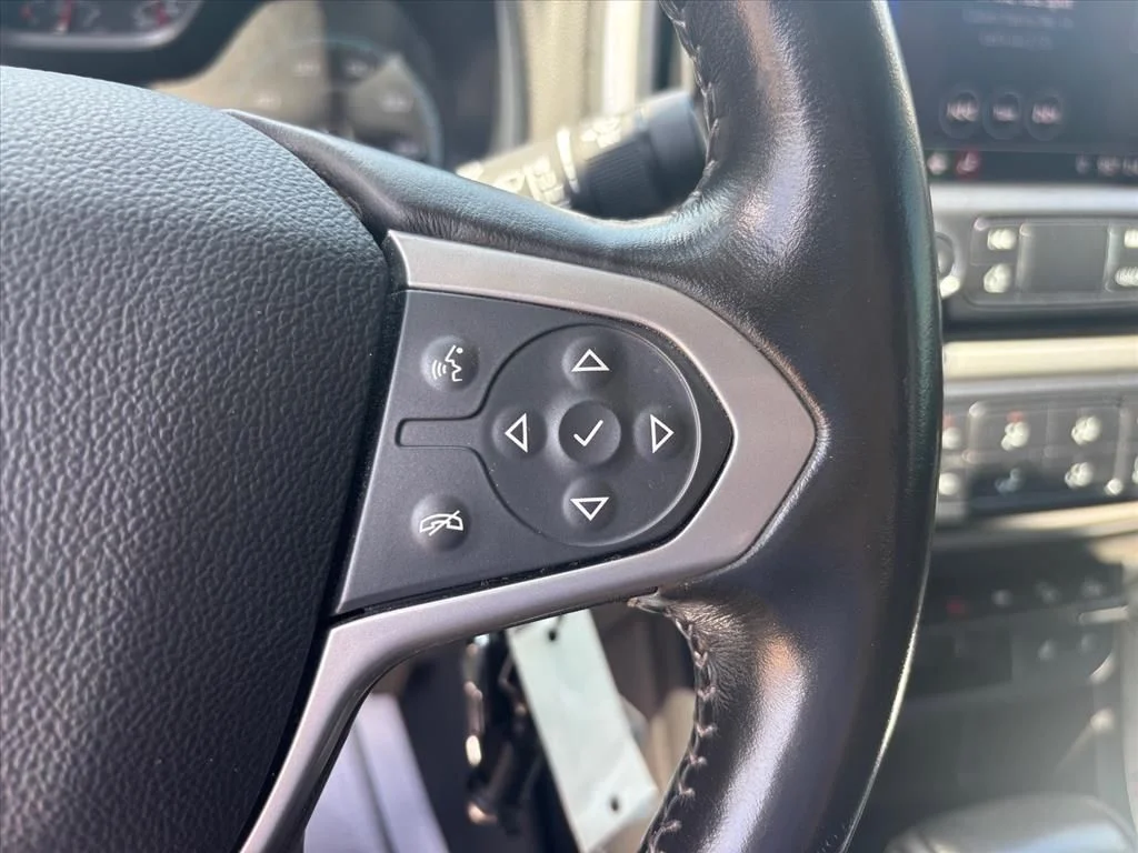 Used 2019 White Chevrolet ZR2 image 16