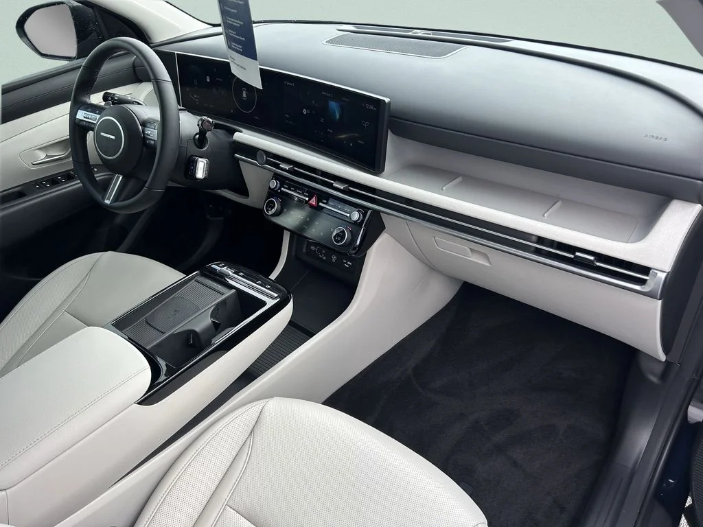 Used 2025 Blue Hyundai SEL Convenience image 17