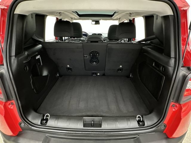 2022 Jeep Renegade Red Edition - Photo 38