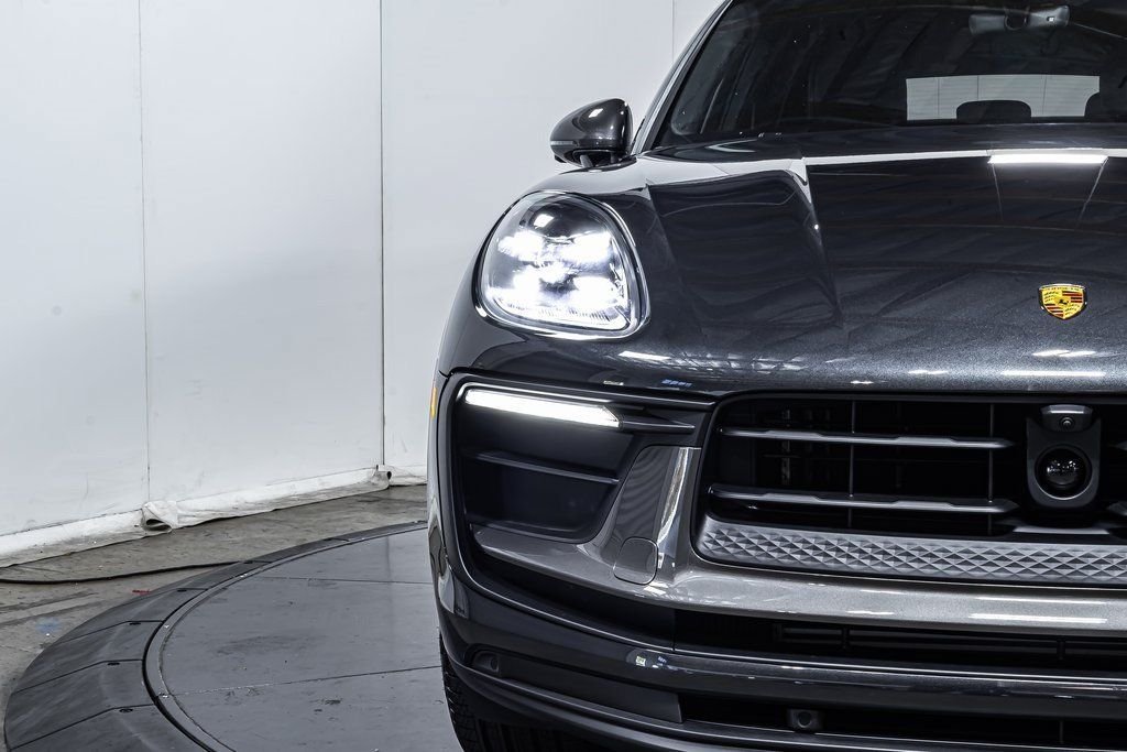 New 2025  Porsche T image 12