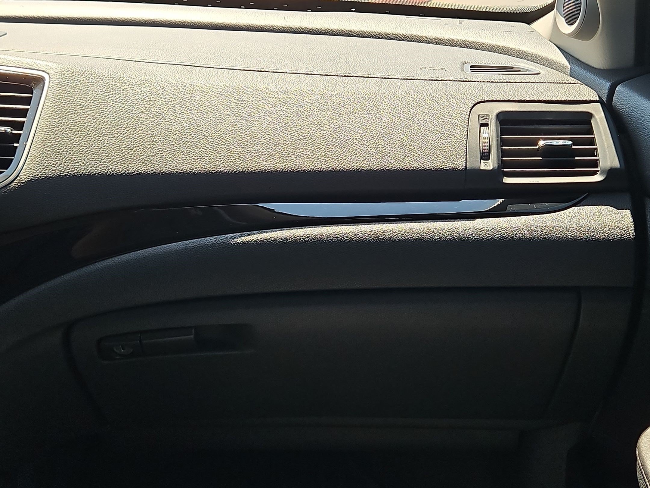 Used 2022 Crystal Black Pearl Honda Touring 7-Passenger image 31