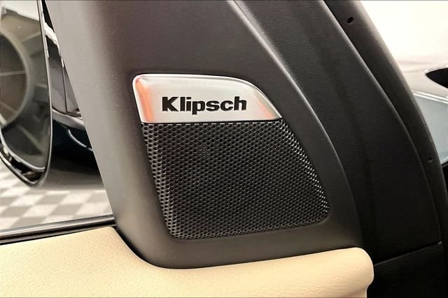 New 2026 Alpine Metallic/Super Blk Nissan Platinum Reserve image 31