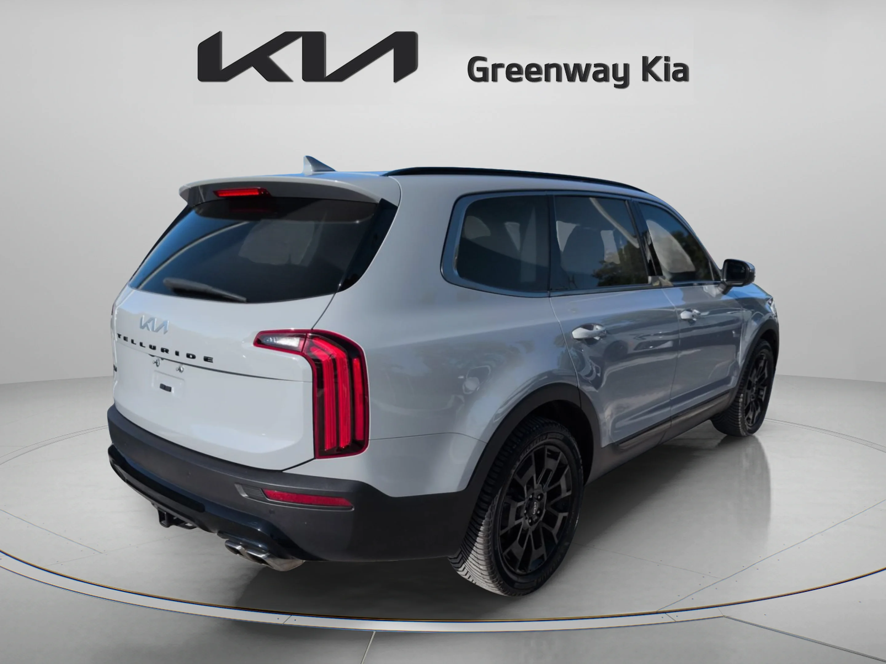 Used 2022 Wolf Gray Kia EX image 5