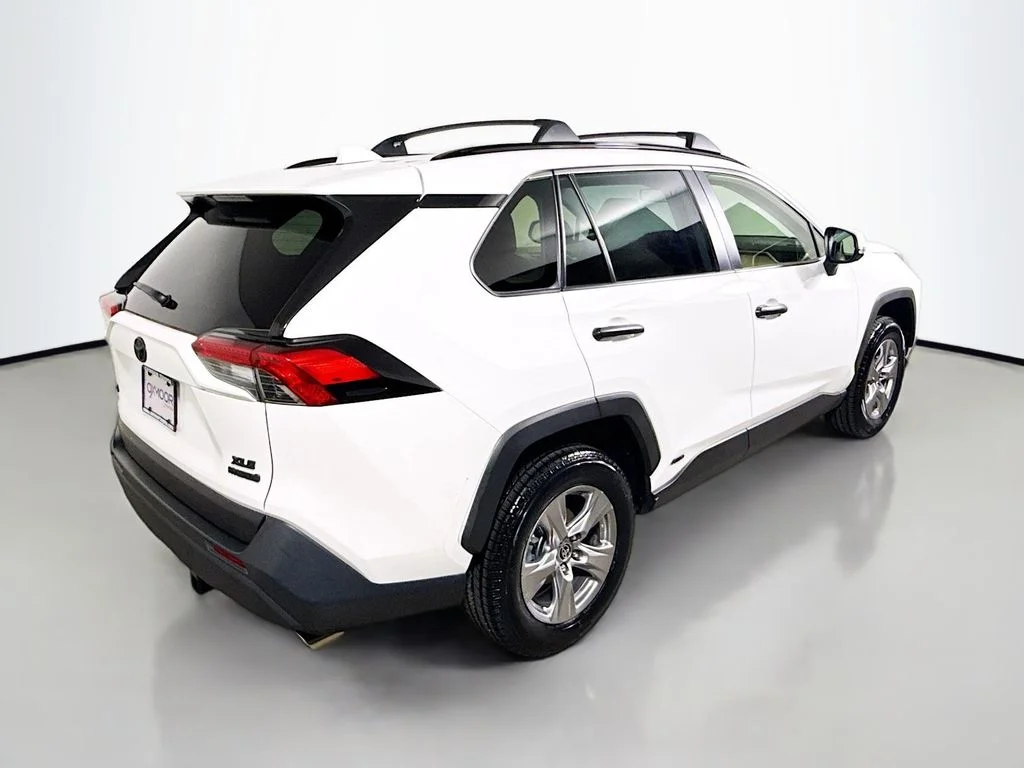 Certified Used 2022 White Toyota Hybrid XLE image 7