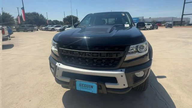 2022 Chevrolet Colorado ZR2 - Photo 3