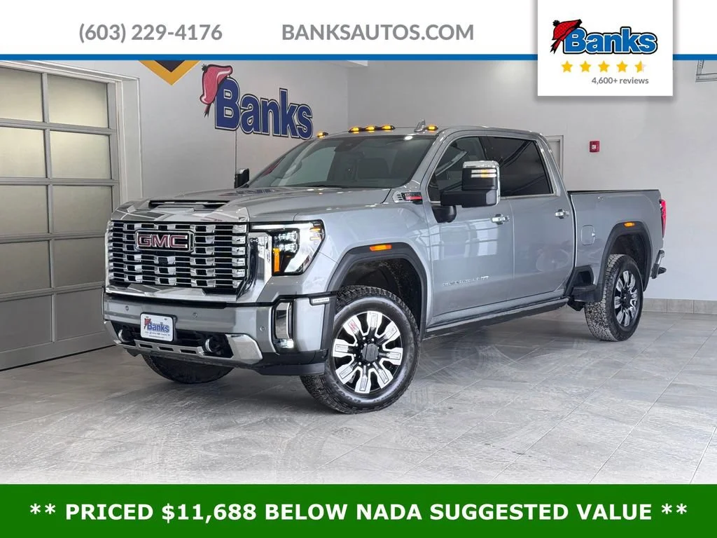 2024 GMC Sierra Denali 4WD Crew Cab Standard Box's photo