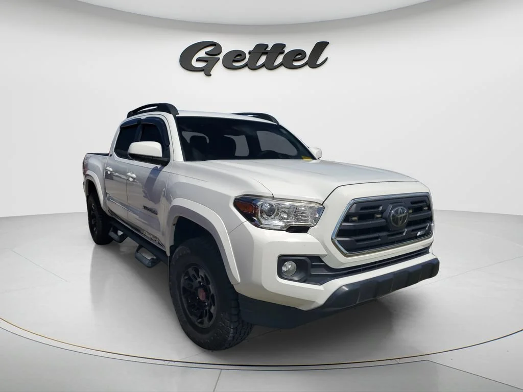 Used 2019 White Toyota SR5 V6 image 2