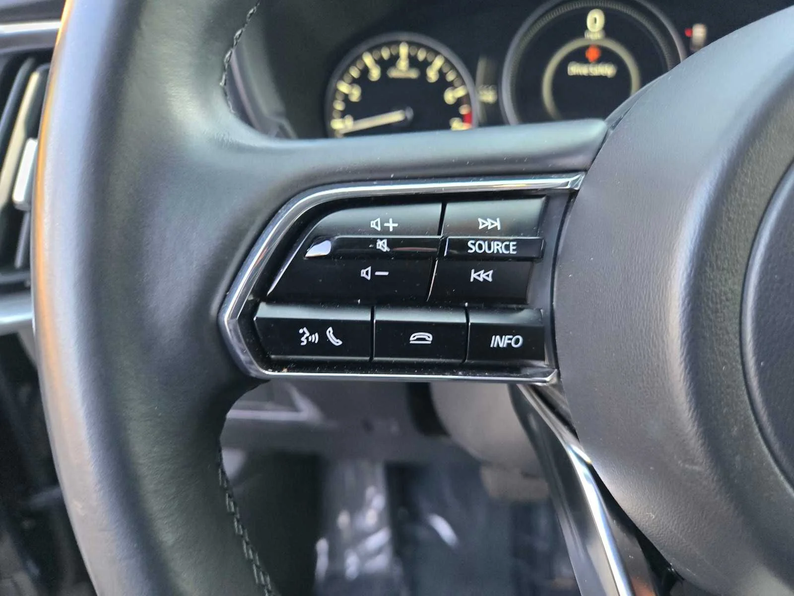 2025 Mazda CX-90 Select Package - Photo 26