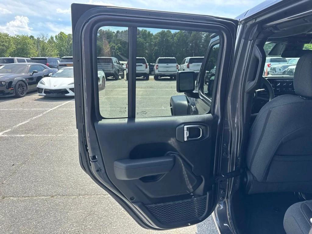 Used 2025 Gray Jeep Sport S image 27