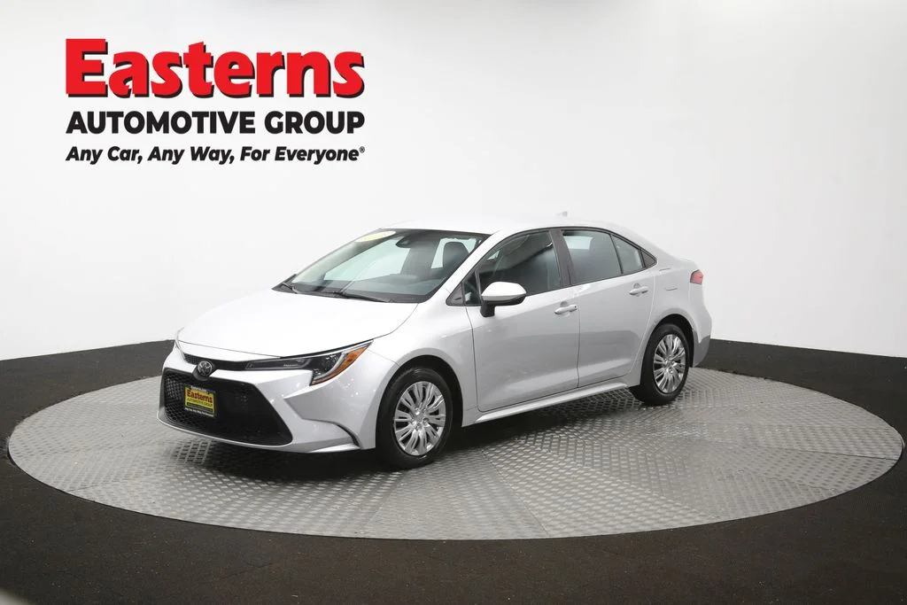 Used 2022 Silver Toyota LE image 55