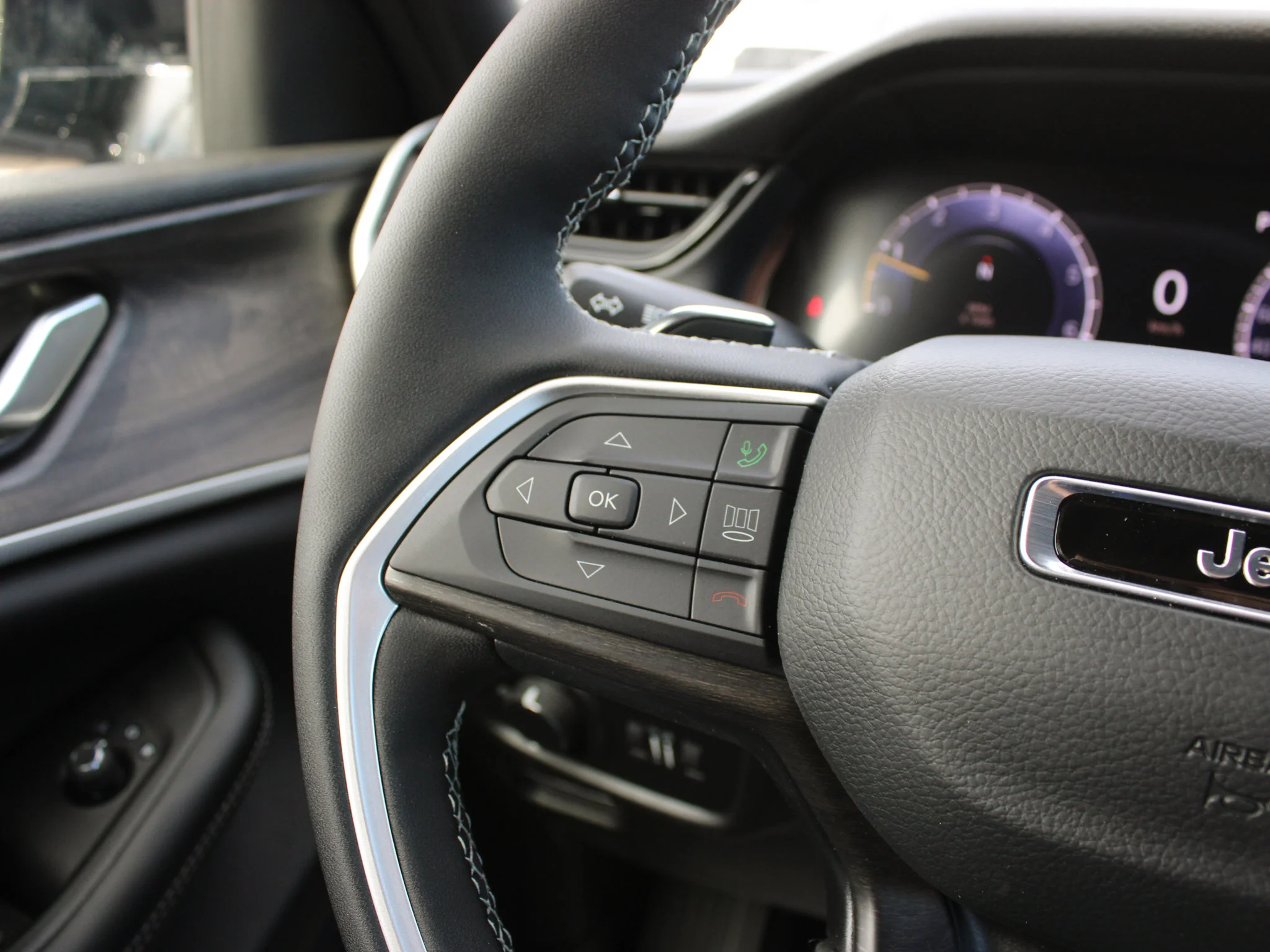 New 2026 Grey Jeep Altitude*, 2.0L Turbo image 16