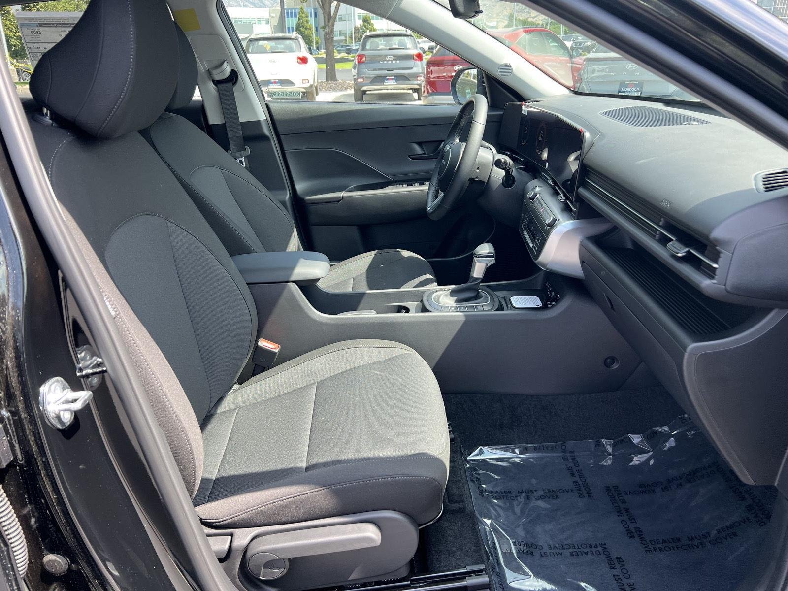 New 2027 Abyss Black Pearl Hyundai SEL Sport image 17