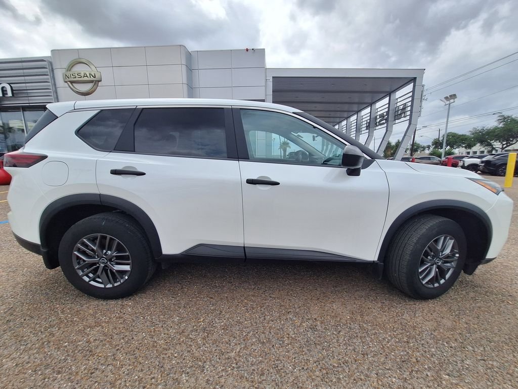 Used 2025 White Nissan S image 8