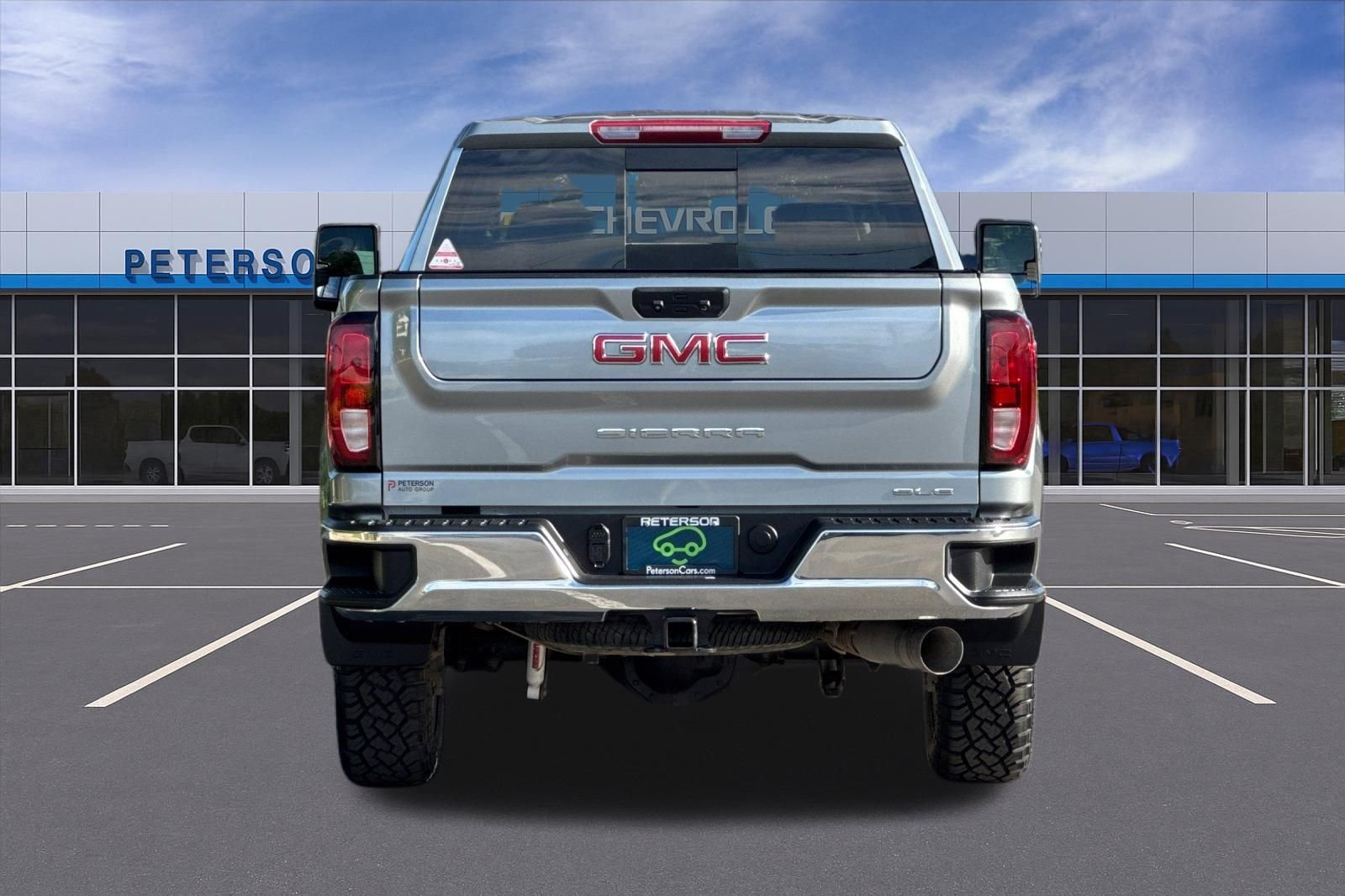 Used 2024 Gray GMC SLE image 5