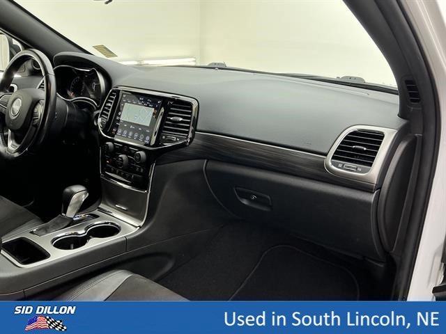 Used 2021 Bright White Clearcoat Jeep Laredo X image 24