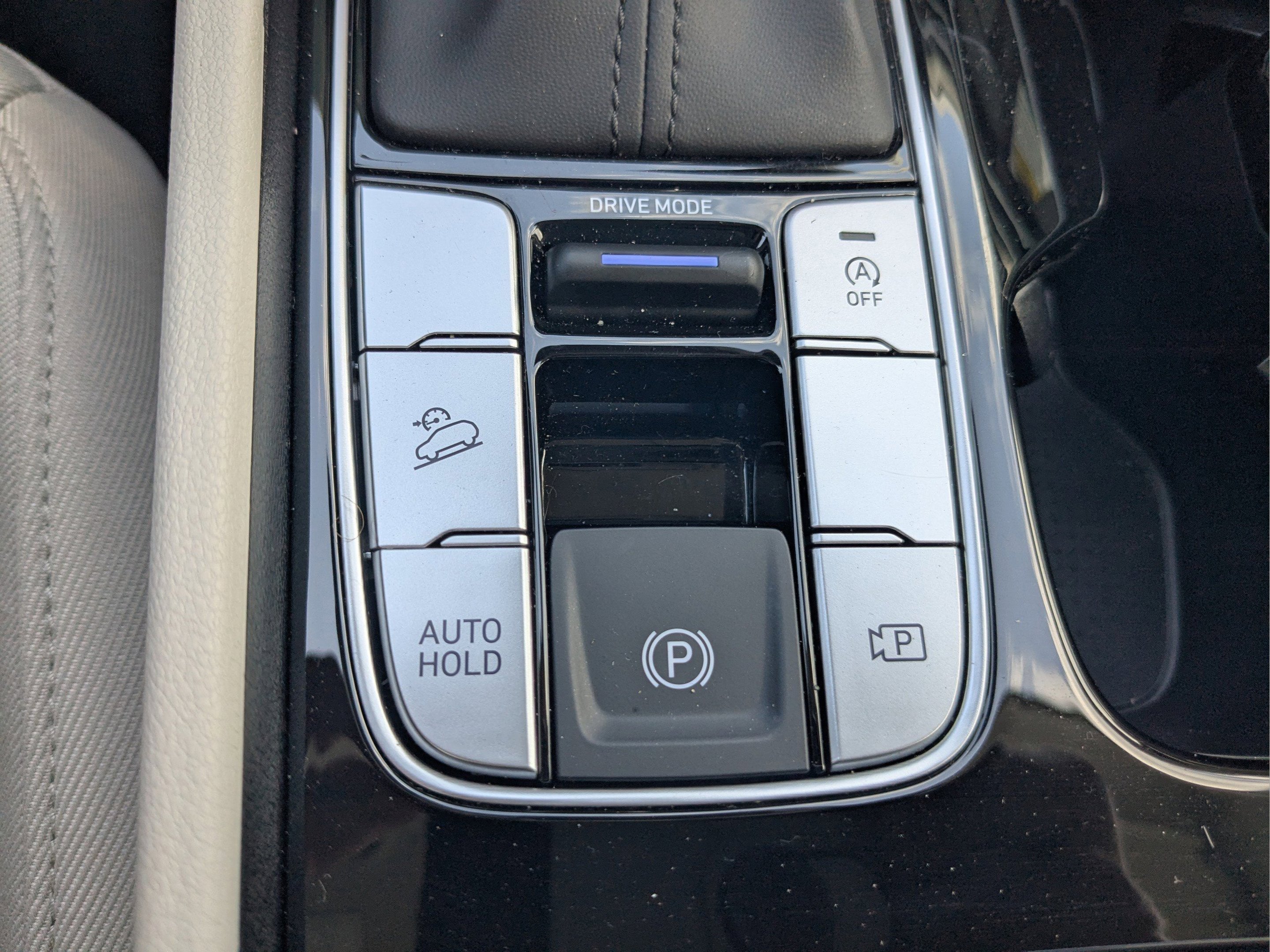 New 2026 Serenity White Pearl Hyundai SE FWD image 21