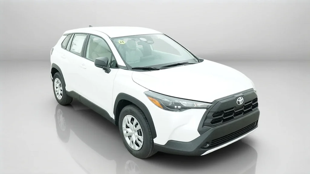 New 2026 Wind Chill Pearl Toyota L image 5
