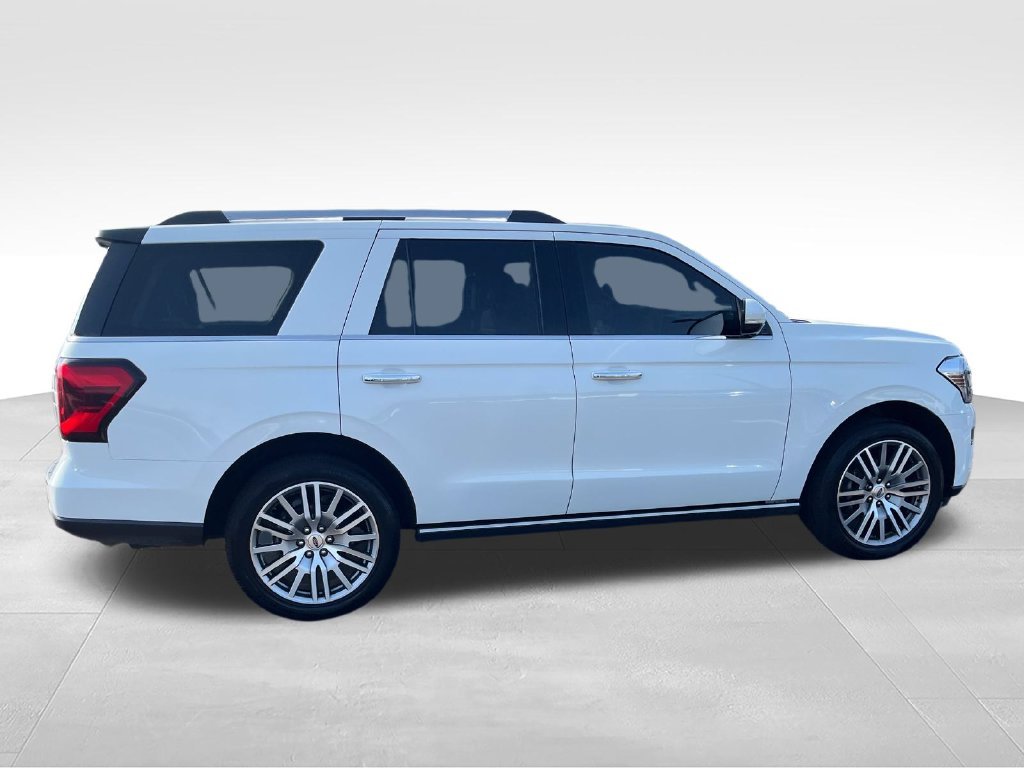 Used 2022 White Ford Limited image 6
