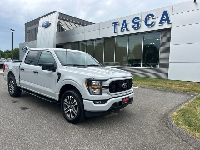 Used 2023 White Ford XL image 1