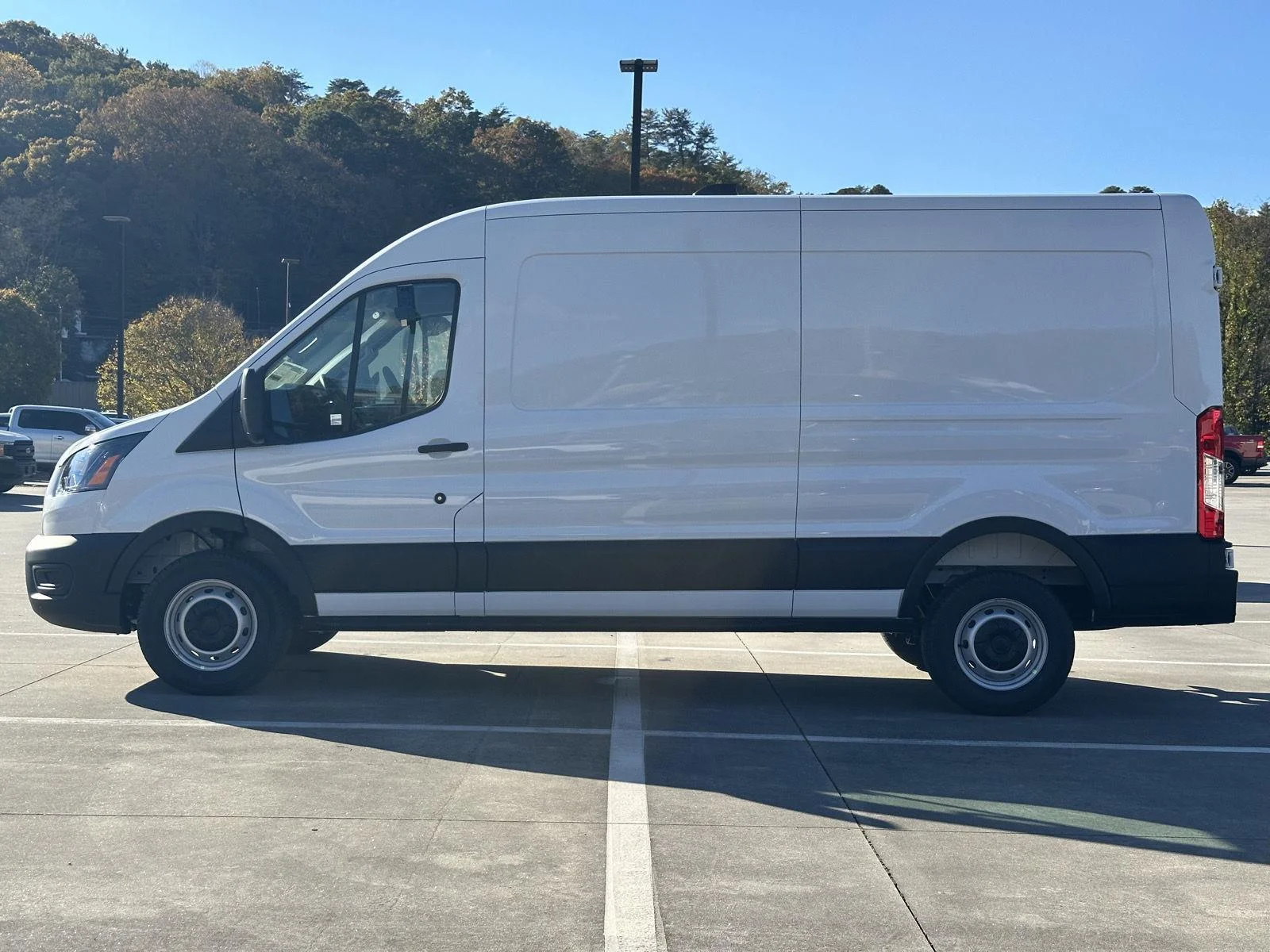 New 2026 Oxford White Ford  image 4