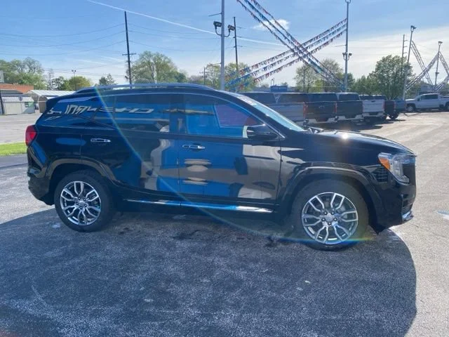 2023 GMC Terrain Denali - Photo 6