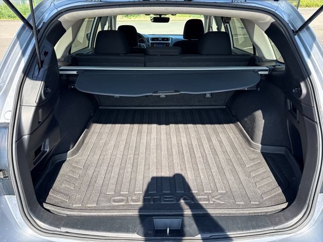 Used 2019 Ice Silver Metallic Subaru 2.5i Premium image 15