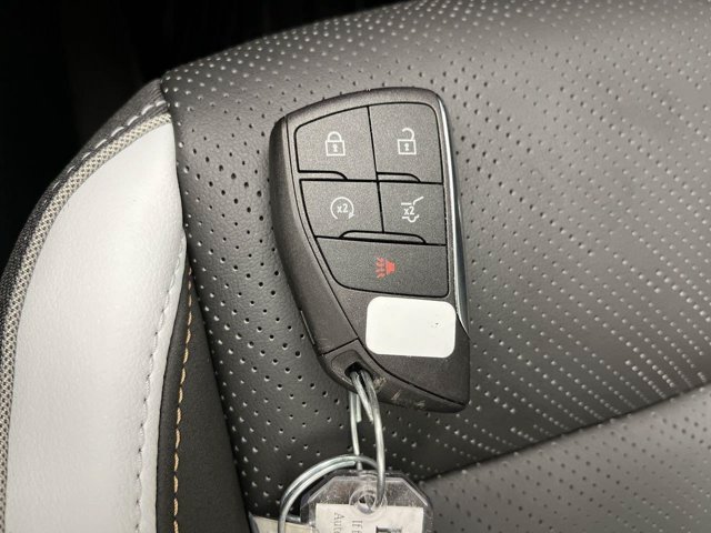 Used 2026 Summit White Buick Sport Touring image 31