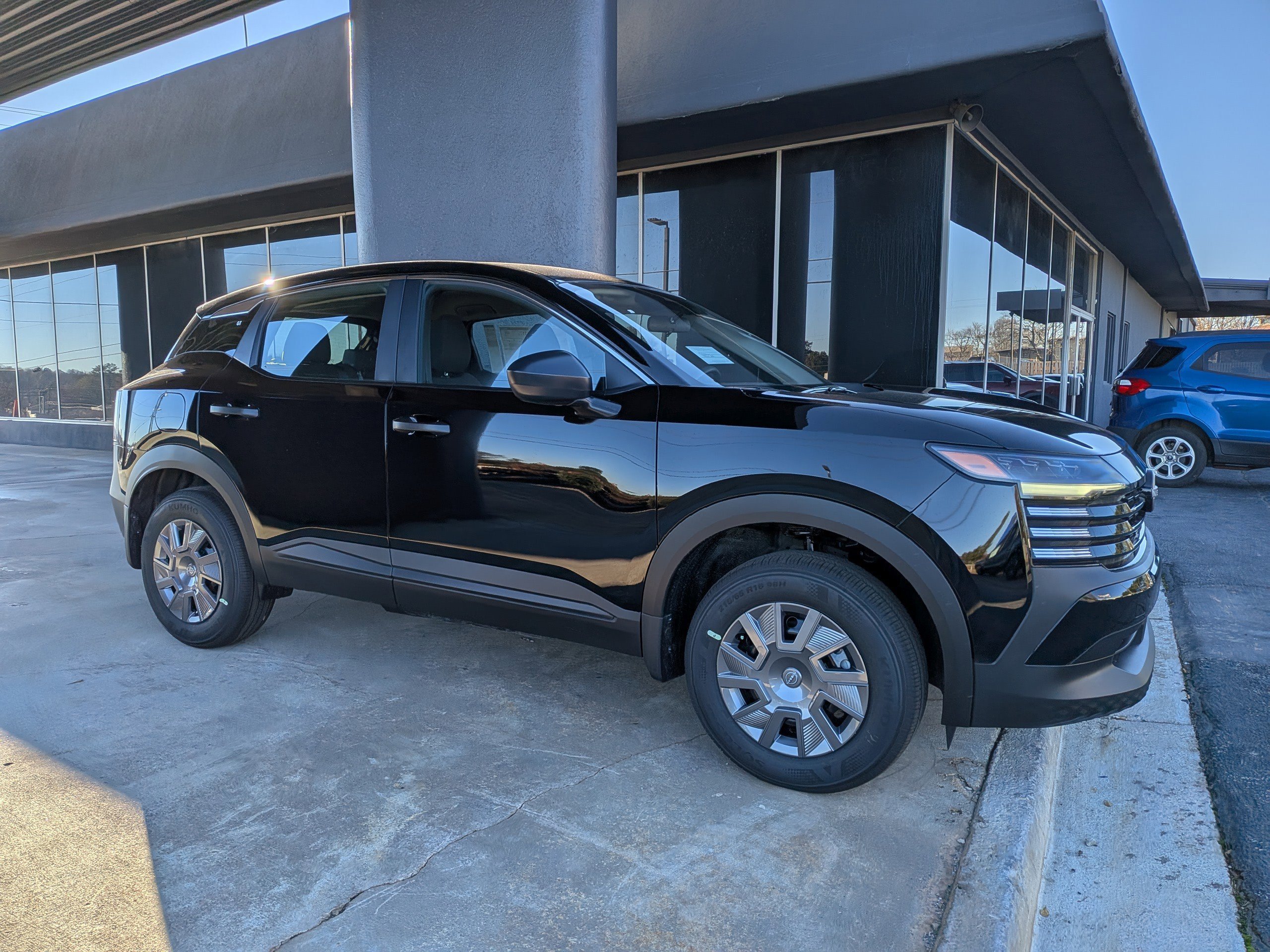 2027 Nissan KICKS S