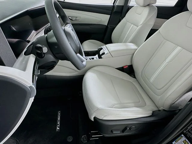 New 2026 Hyundai TUCSON SEL