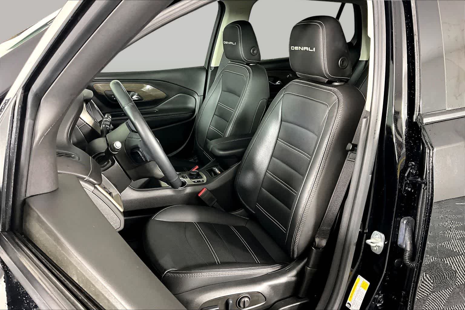 2023 GMC Terrain Denali - Photo 8
