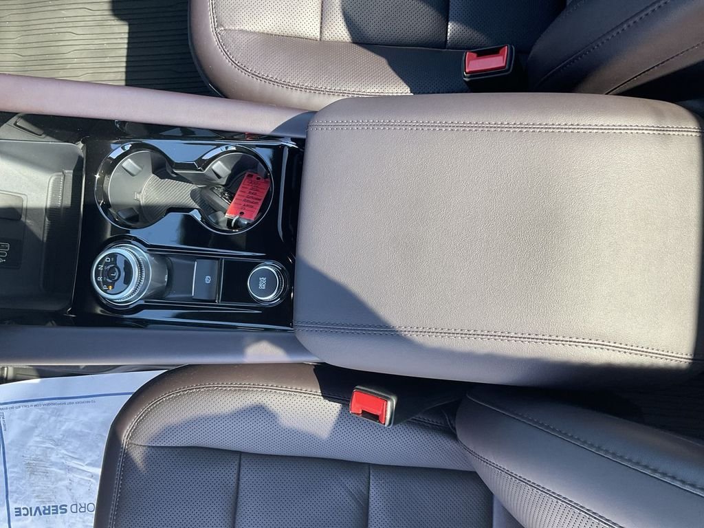 2026 Ford Explorer Platinum - Photo 22