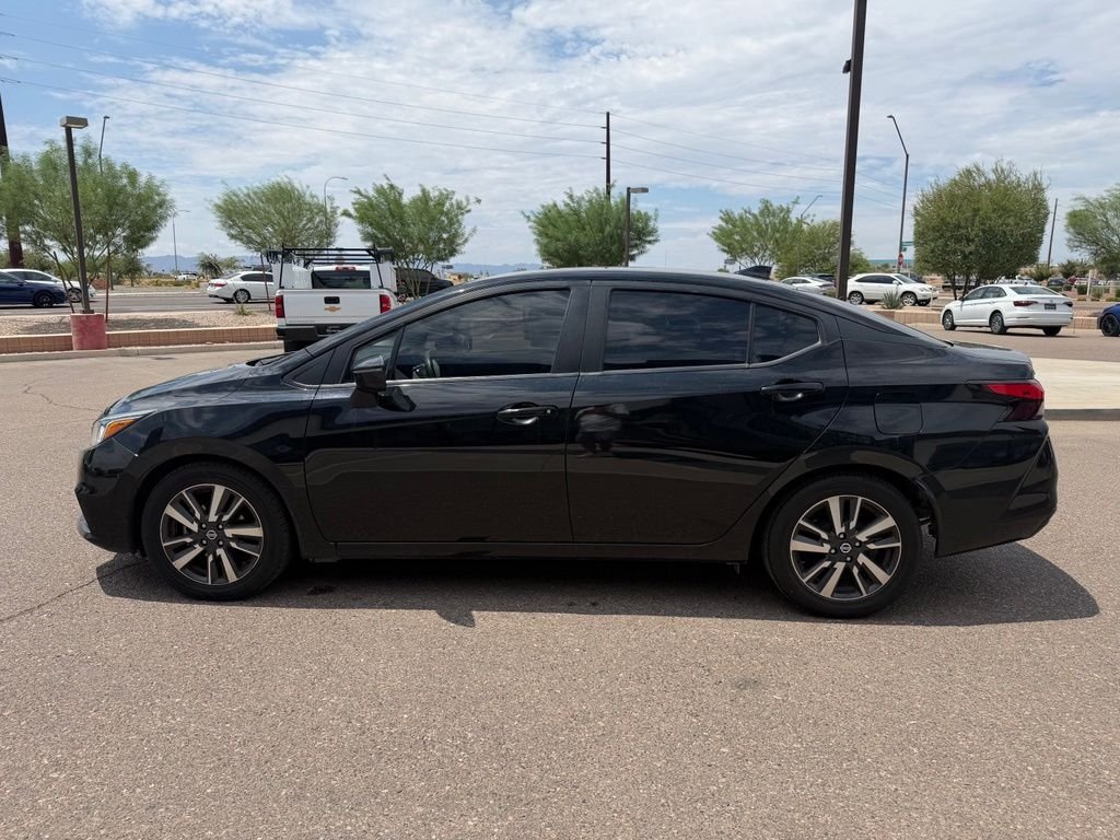 Used 2021 Black Nissan 1.6 SV image 9