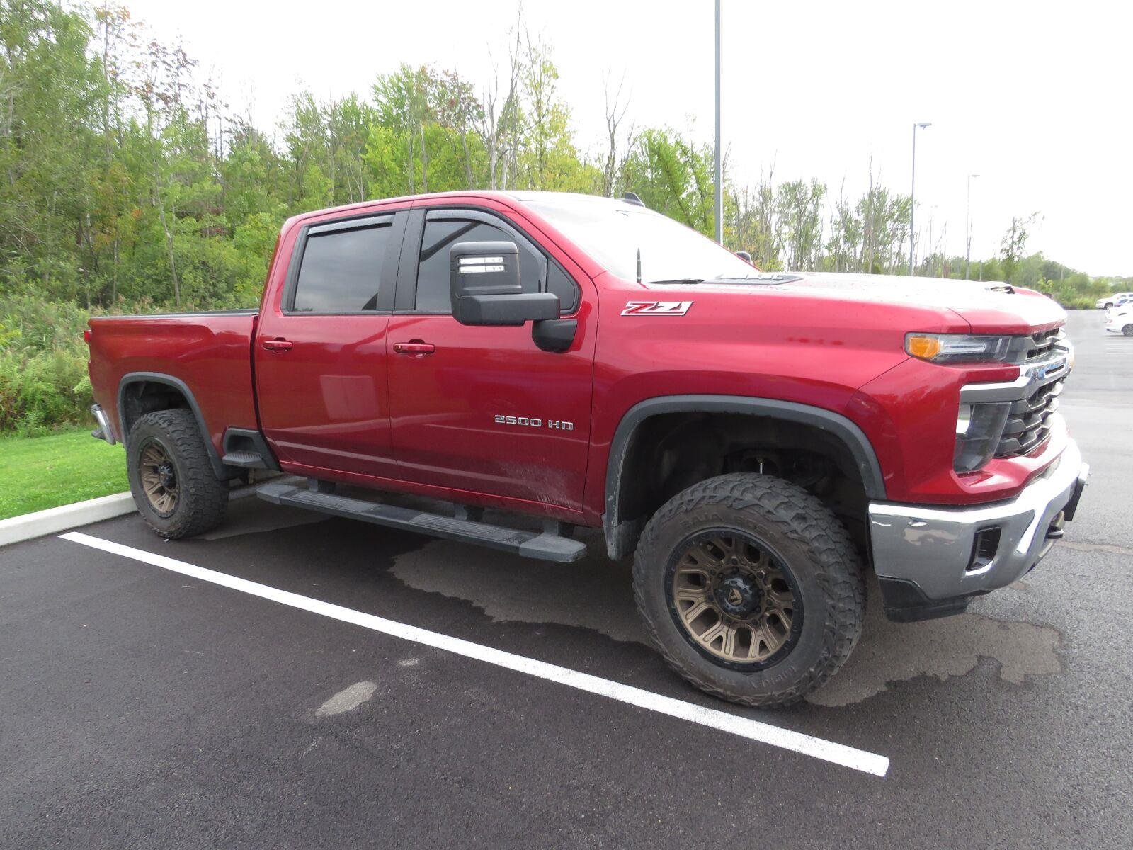 Used 2024 Radiant Red Tintcoat Chevrolet LT image 4