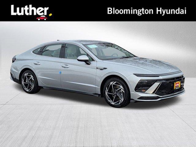 New 2026 Aero Silver Hyundai SEL Sport image 1