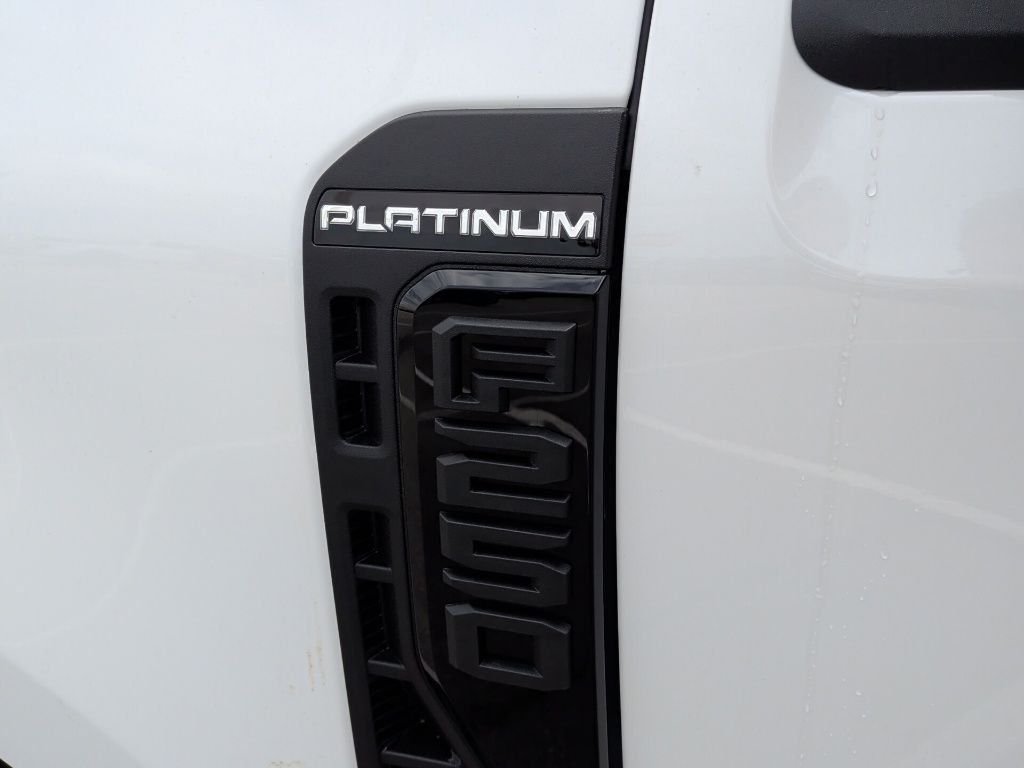 New 2026 Star White Metallic Tri-Coat Ford F-250® Platinum® image 50