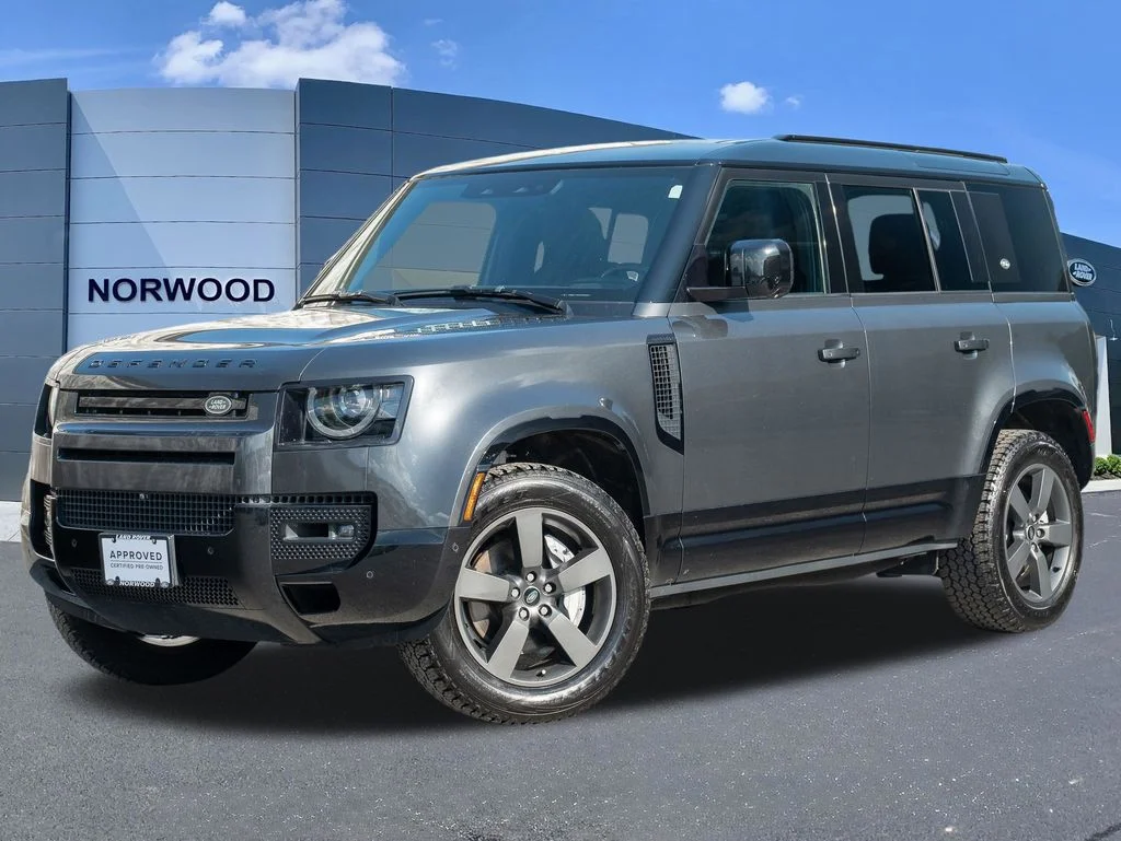 2024 Land Rover Defender 110 X-Dynamic SE P400's photo
