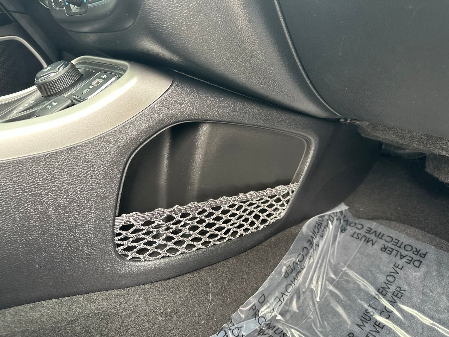 Used 2021 Blue Jeep Latitude image 34