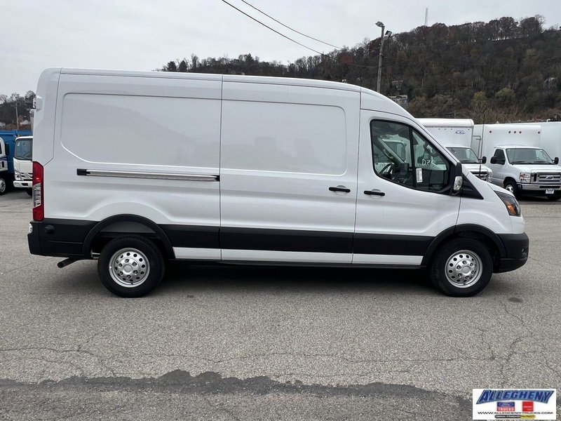 2025 Ford Transit Van Base