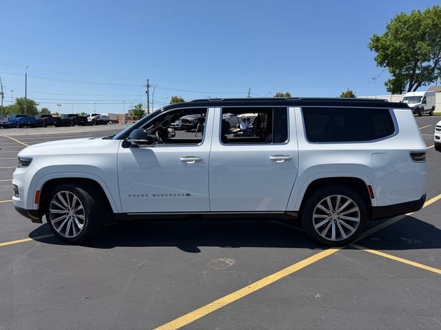 Used 2024 White Jeep  image 11