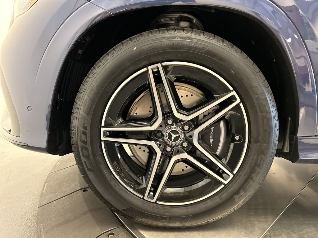 Certified Used 2026 Black Mercedes-Benz GLE 580 image 10