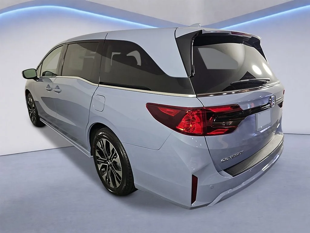 New 2026 Sonic Gray Pearl Honda Elite image 3