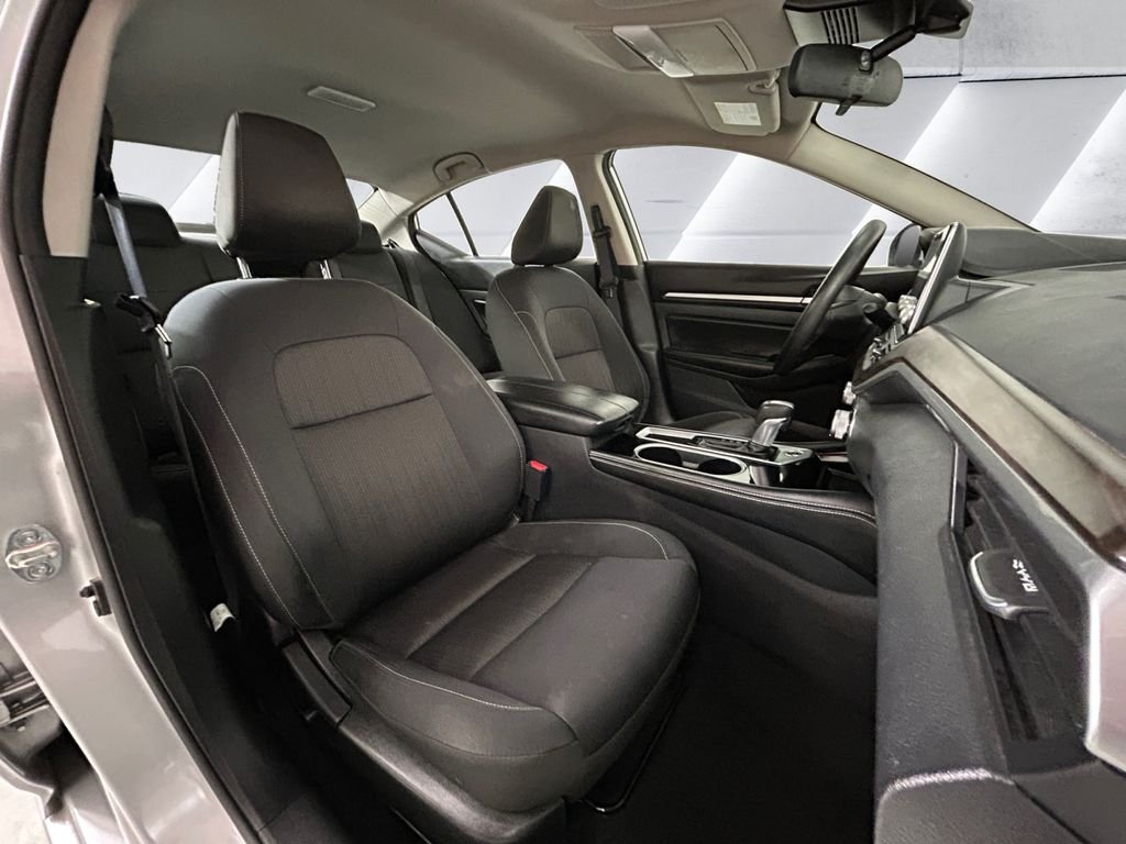 Used 2023 Silver Nissan 2.5 SV image 14