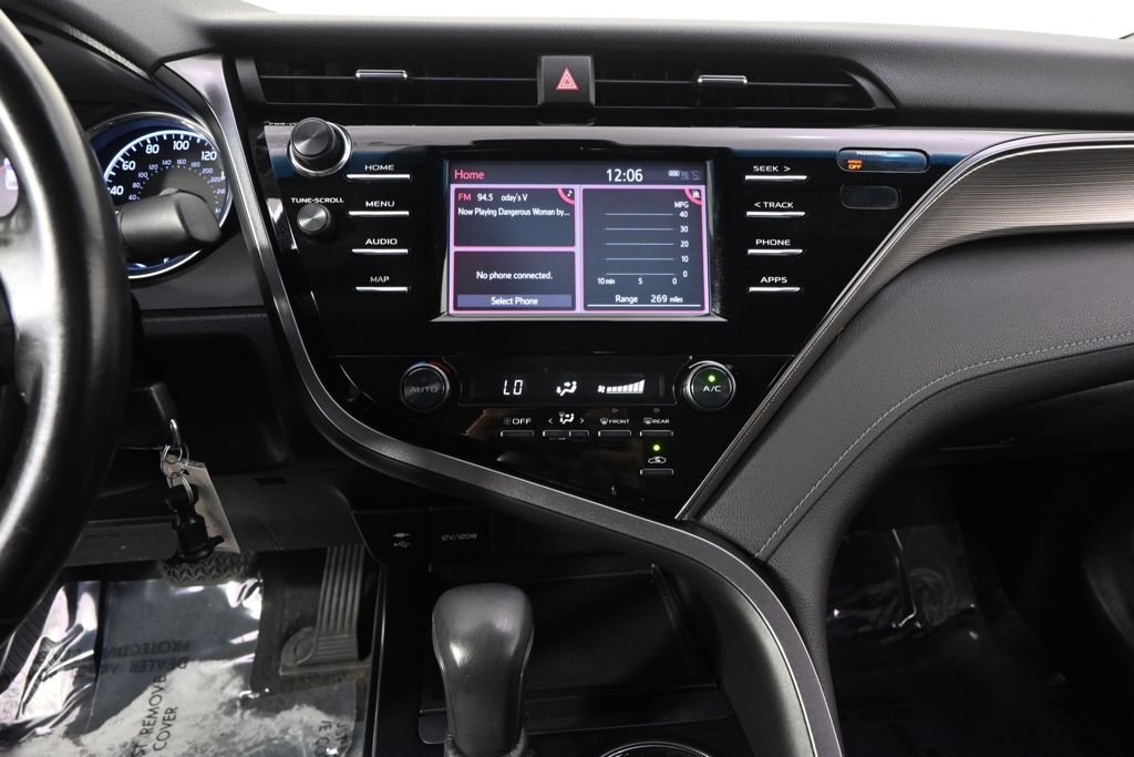 Used 2019 Midnight Black Metallic Toyota SE image 27