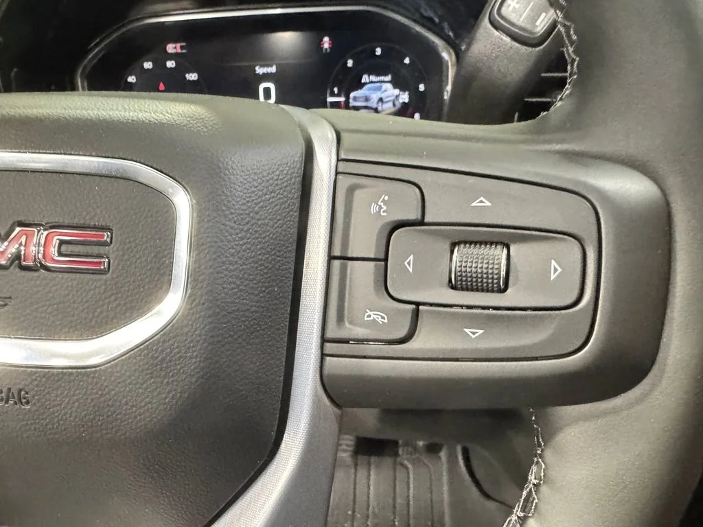 New 2026 Onyx Black GMC Elevation image 17