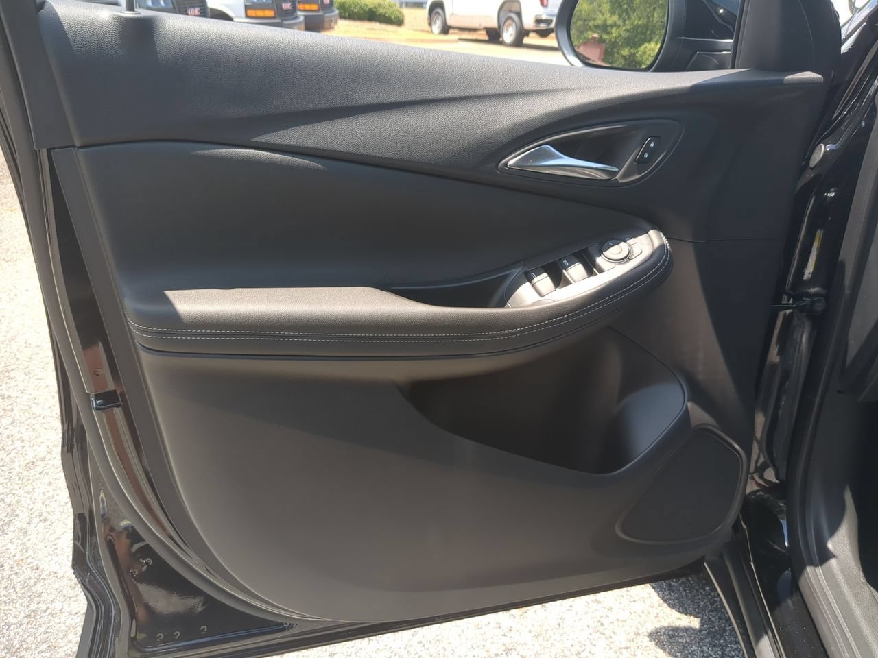 New 2026 Ebony Twilight Metallic Buick Preferred image 20