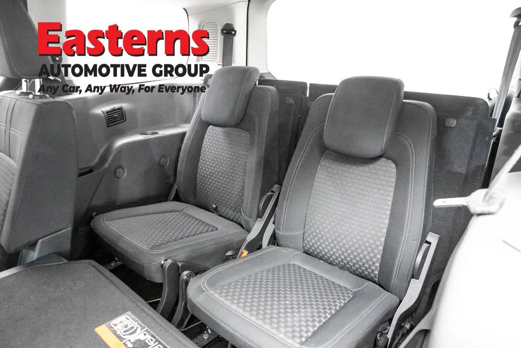 Used 2021 Silver Ford XLT image 25