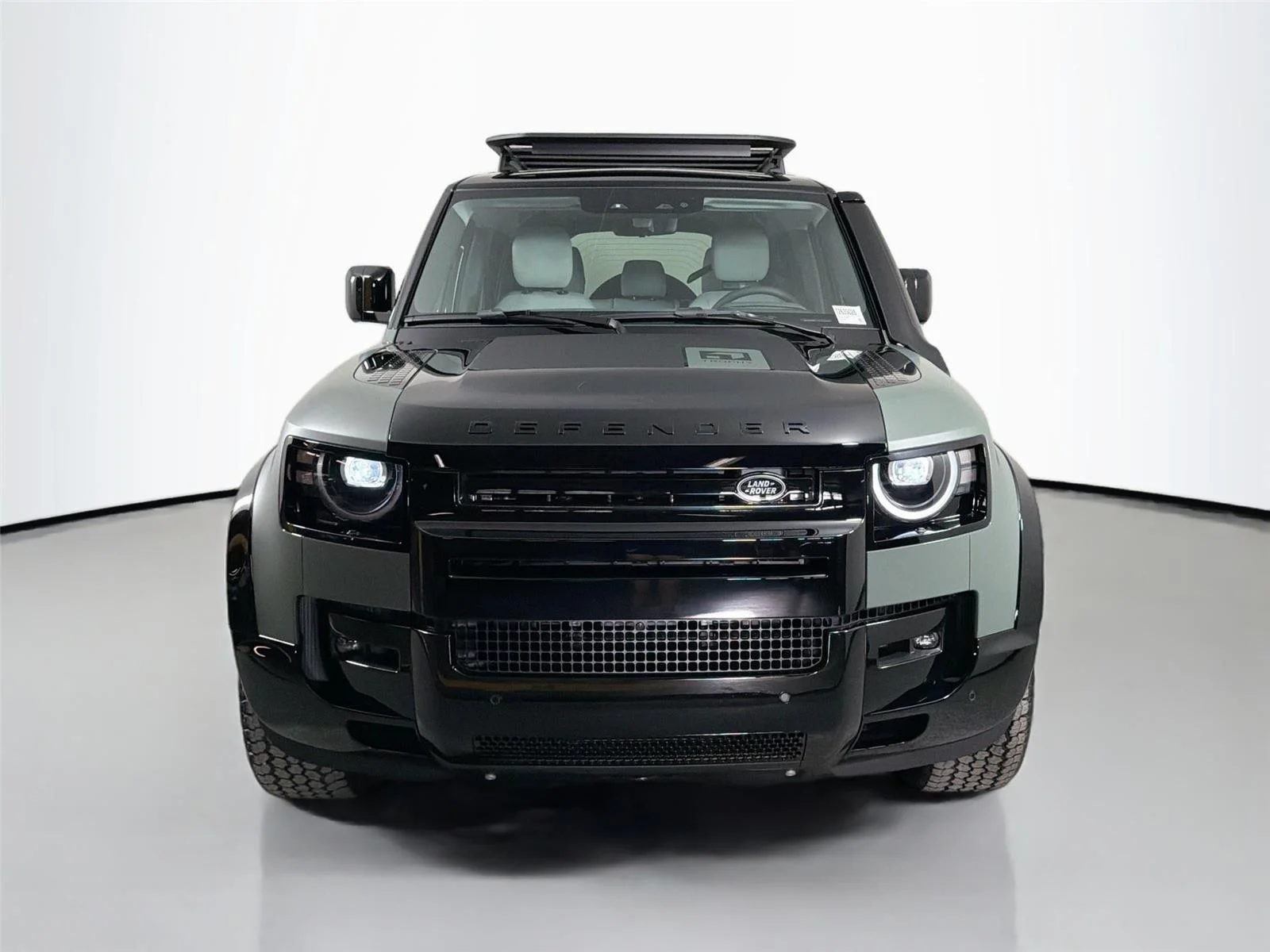 New 2026 Keswick Green LAND ROVER 110 Trophy Edition Keswick P40 image 2