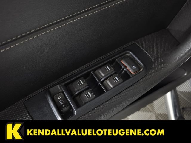 Used 2007 White Hummer Base image 21