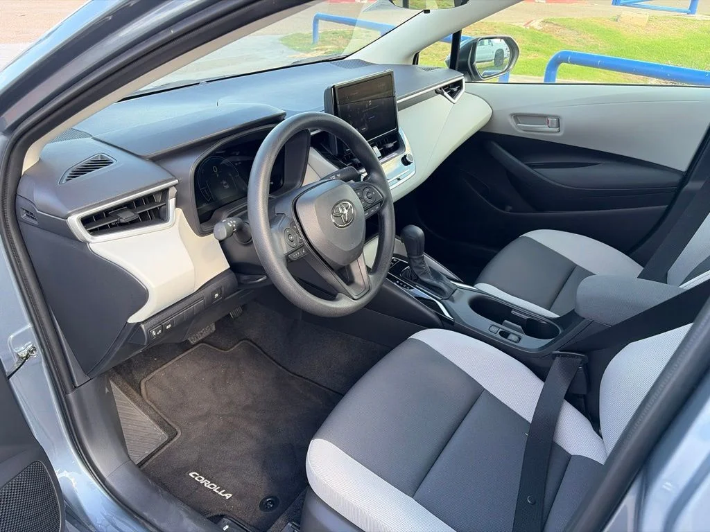 Used 2026  Toyota LE image 9
